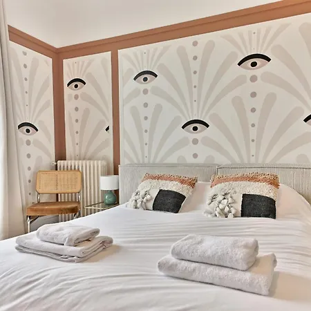 Proche 17eme Arrondissement - Apartment *