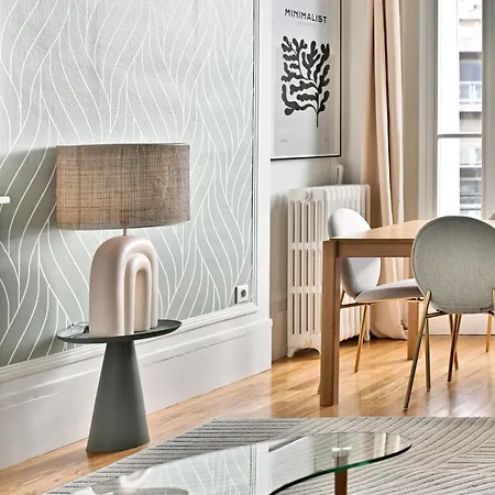 Proche 17eme Arrondissement - * Neuilly-sur-Seine